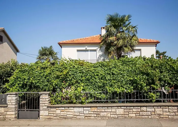 With Terrace And Parking Διαμέρισμα *