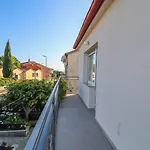 Lejlighed With Terrace And Parking Rovinj
