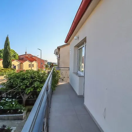 Apartman With Terrace And Parking Rovinj